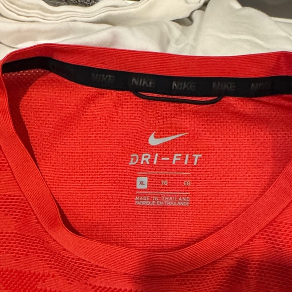 Nike Men's Vibrant Red Tee - Picture 2 of 3